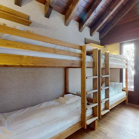 Lovely With A View - Accessible By Skis 아파트